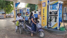 Pump Operators Strike: राजस्थान में पेट्रोल पंप डीलर्स की हड़ताल, जानें किस जिले में कैसा है हाल?