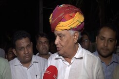Rajasthan Election: टिकट मिलने के बाद कांग्रेस पर क्या बोले बीजेपी सांसद किरोड़ी लाल मीणा? Rajasthan Election: टिकट मिलने के बाद कांग्रेस पर क्या बोले बीजेपी सांसद किरोड़ी लाल मीणा?