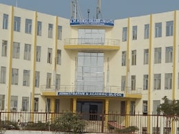 Surajpur News : MBBS में एडमिशन के नाम पर शिक्षक से ठगी, दो डॉक्टरों पर मामला दर्ज Surajpur News : MBBS में एडमिशन के नाम पर शिक्षक से ठगी, दो डॉक्टरों पर मामला दर्ज