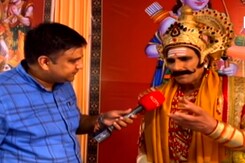 Veteran Actor Mukesh Rishi Plays Ravaan At Ramlila Dussehra Celebrations Veteran Actor Mukesh Rishi Plays Ravaan At Ramlila Dussehra Celebrations