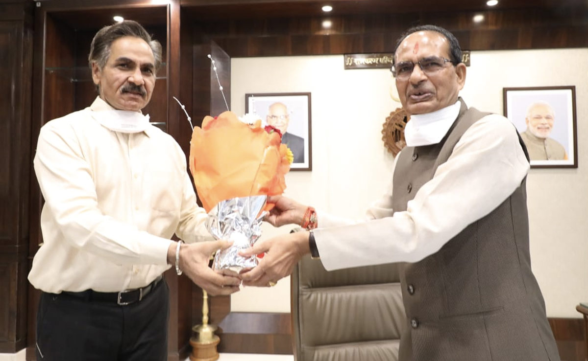 कांग्रेस की चुनाव आयोग से मांग- दो बार एक्सटेंशन ले चुके शिवराज के मुख्य सचिव को हटाएं