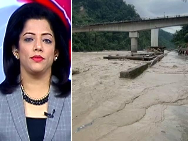 सिक्किम में बाढ़: लापता लोगों के परिजनों के लिए सेना ने जारी किए हेल्पलाइन नंबर