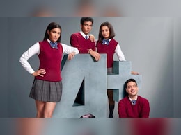 Bollywood: अलिजेह की फिल्म का फर्स्ट लुक आया सामने, Salman Khan से है बेहद ख़ास रिश्ता Bollywood: अलिजेह की फिल्म का फर्स्ट लुक आया सामने, Salman Khan से है बेहद ख़ास रिश्ता