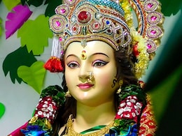 जानिए राशि के अनुसार कैसे करें नवरात्रि की पूजा और कुछ खास उपाय जानिए राशि के अनुसार कैसे करें नवरात्रि की पूजा और कुछ खास उपाय