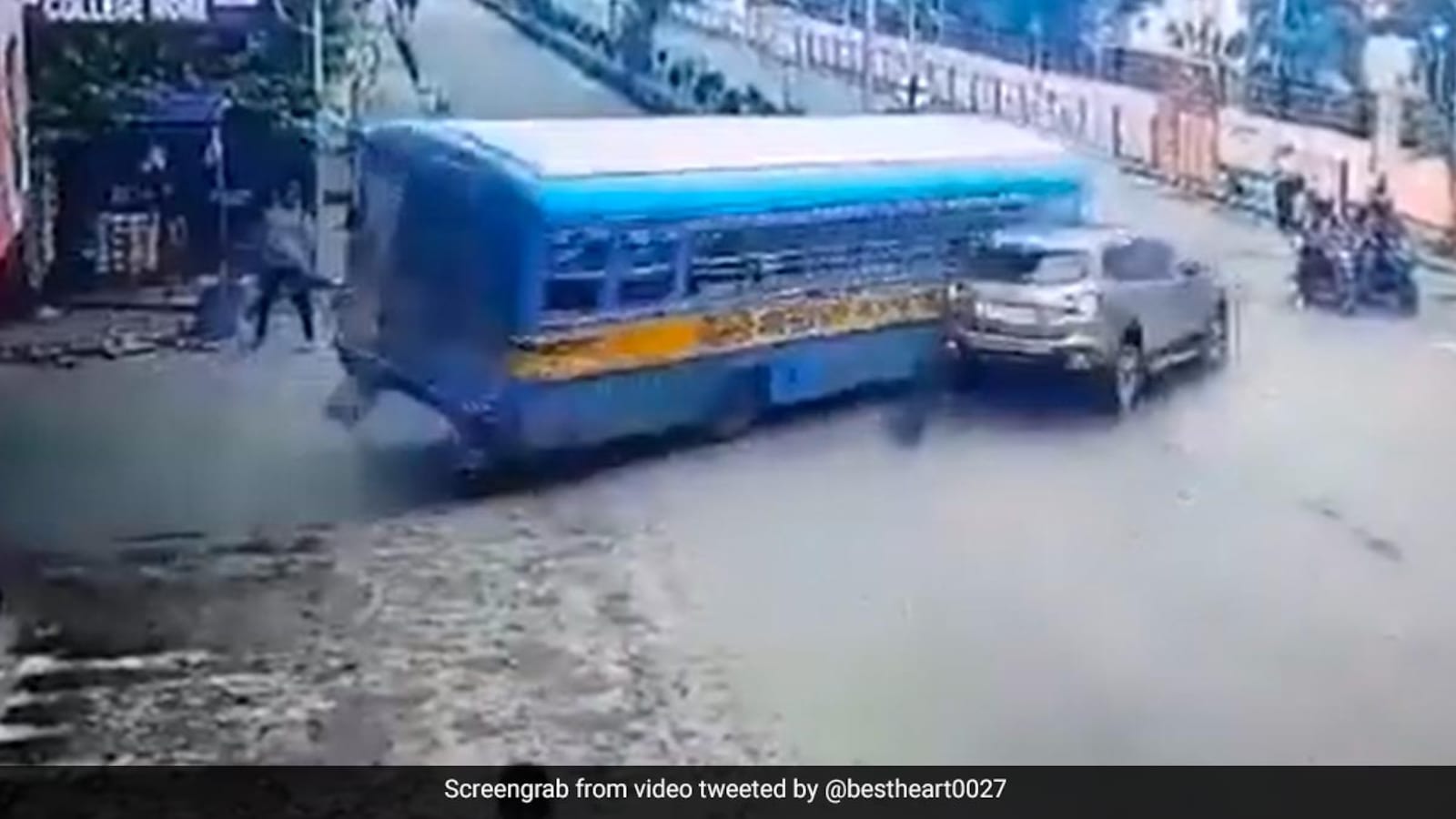 Video Shows Speeding Bus Crashing Into SUV After Jumping Red Light In ...