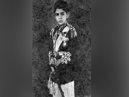 धर्मेंद्र नहीं होते तो इस बच्चे से होती हेमा मालिनी की शादी, बड़ा होकर बना फिल्मों का किंग, एक शर्त ने तोड़ दिया सपना...पहचाना क्या? धर्मेंद्र नहीं होते तो इस बच्चे से होती हेमा मालिनी की शादी, बड़ा होकर बना फिल्मों का किंग, एक शर्त ने तोड़ दिया सपना...पहचाना क्या?