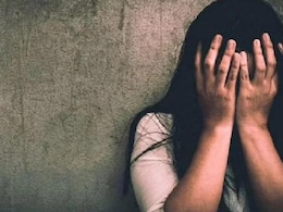 Nursing Girl Gangraped: तीन युवकों ने नर्सिंग छात्रा से किया गैंगरेप, फिर 1500 रुपए में कर दिया उसका सौदा, आरोपियों को भाई बुलाती थी पीड़िता Nursing Girl Gangraped: तीन युवकों ने नर्सिंग छात्रा से किया गैंगरेप, फिर 1500 रुपए में कर दिया उसका सौदा, आरोपियों को भाई बुलाती थी पीड़िता
