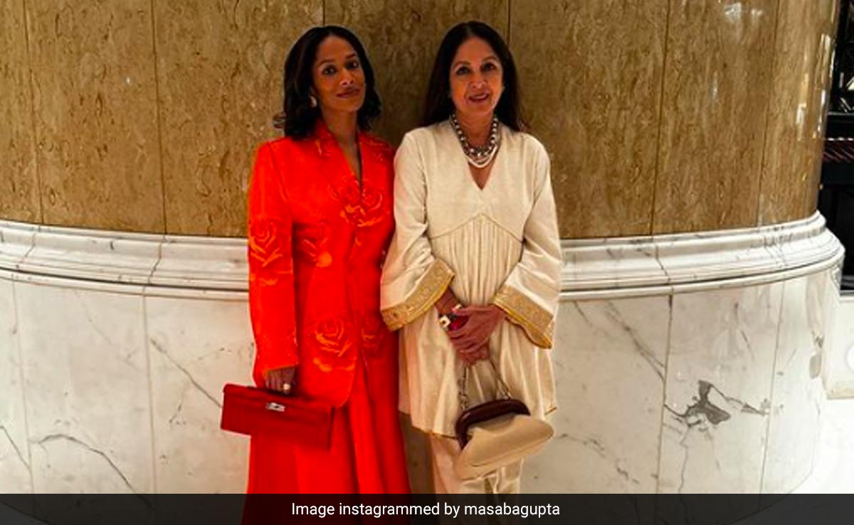 Keeping Up With Neena And Masaba Gupta's Hong Kong Diaries
