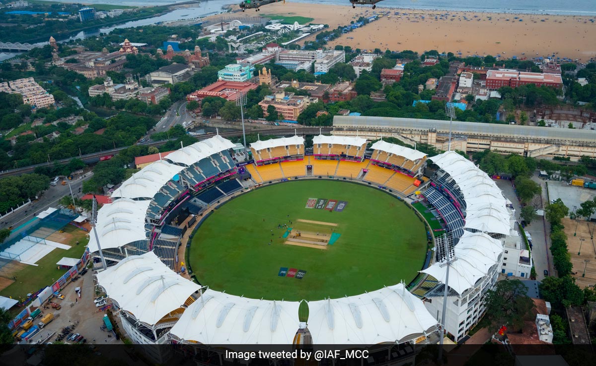 भारतीय वायु सेना ने शेयर किया 'विश्व कप 2023 का लुभावना दृश्य', लोगों से पूछा- इस स्टेडियम का नाम