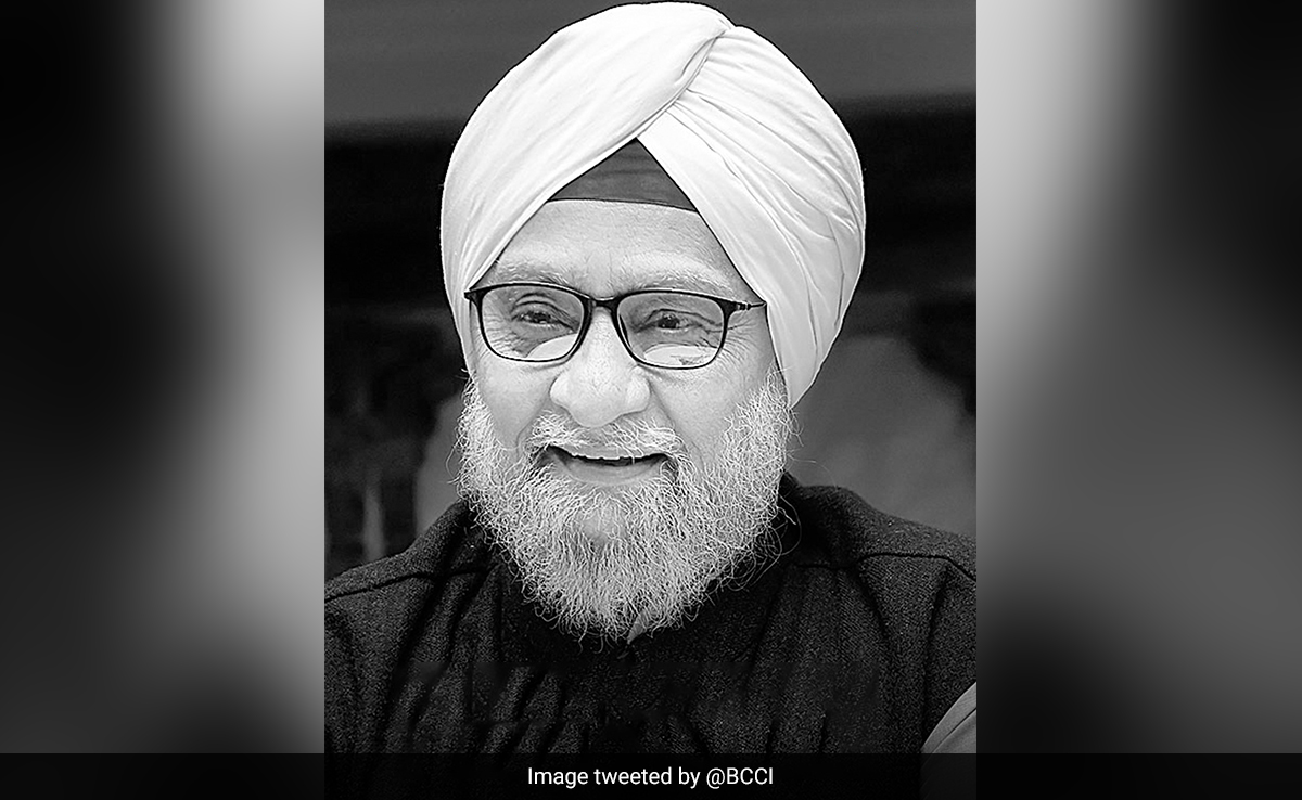 Shah Rukh Khan's Tribute To Bishan Singh Bedi: "Thank You Sir For Teaching Us So Much About Sports And Life"