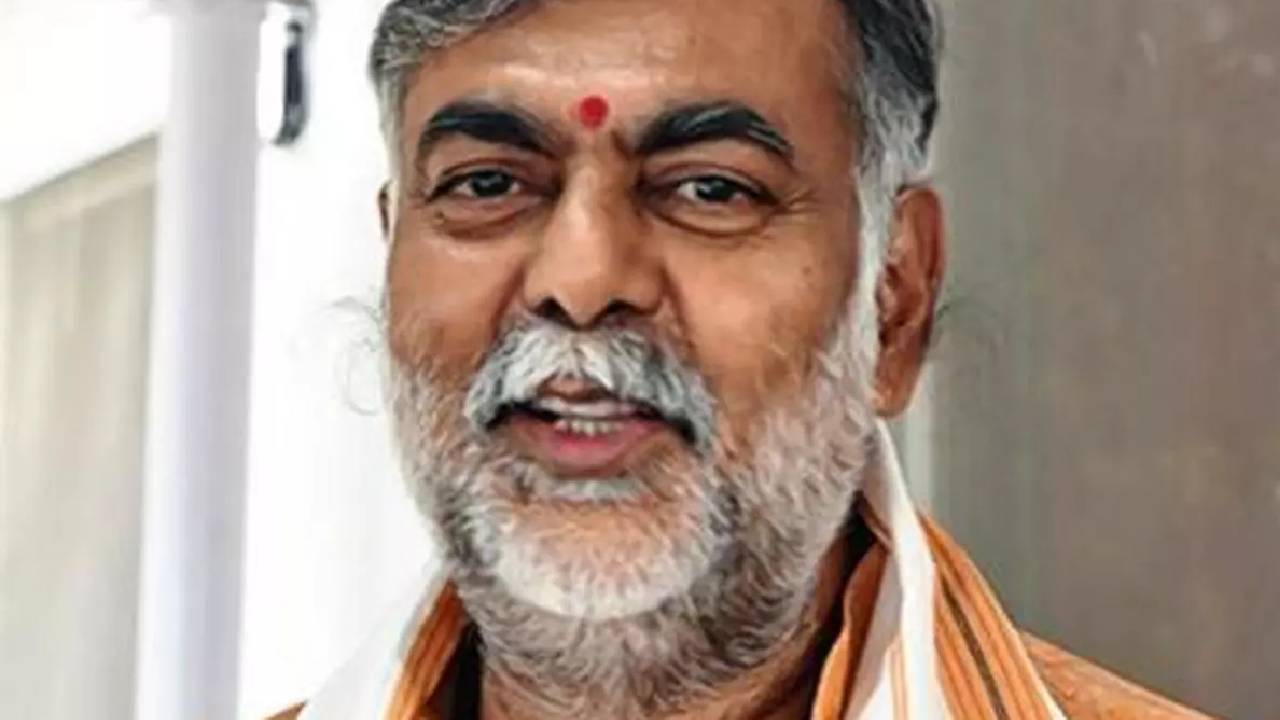 MP Election 2023: Prahlad Singh Patel का Congress पर तंज, Kamalnath अनाथ होकर वापस चले गए