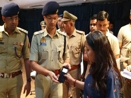 चोरी हो गया है मोबाइल तो टेंशन ना लें, पुलिस साइबर एक्सपर्ट की मदद से वापस ला रही है चोरी हो गया है मोबाइल तो टेंशन ना लें, पुलिस साइबर एक्सपर्ट की मदद से वापस ला रही है
