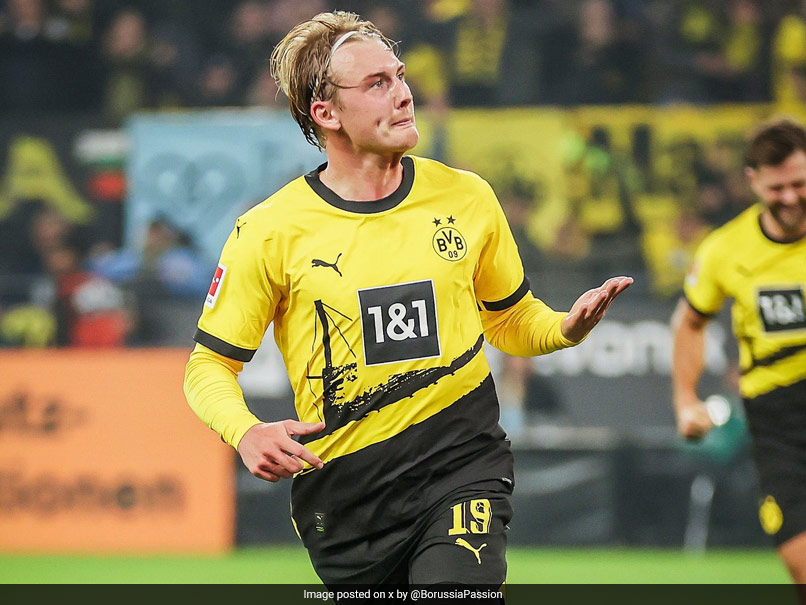 Bundesliga: Julian Brandt Strikes Late For Dortmund As Leverkusen Stay Top