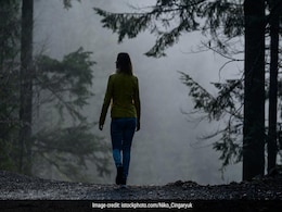 Solo travel tips : पहली बार अकेले ट्रैवल करने का बना रहे हैं प्लान, तो आजमाएं ये टिप्स Solo travel tips : पहली बार अकेले ट्रैवल करने का बना रहे हैं प्लान, तो आजमाएं ये टिप्स