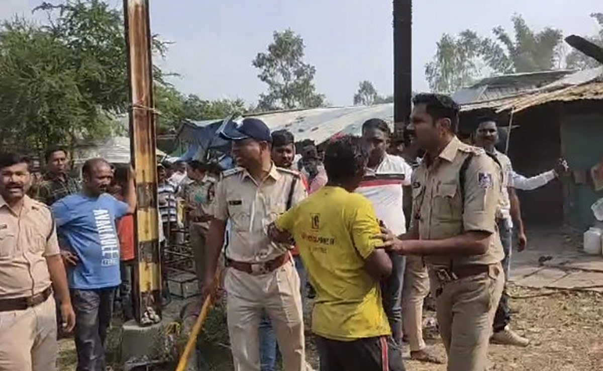 MP News: 100 करोड़ की जमीन पर उज्जैन नगर निगम को 50 साल बाद मिला कब्जा