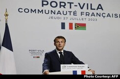 "Stand With You Shoulder To Shoulder": Emmanuel Macron To Israel President In Tel Aviv "Stand With You Shoulder To Shoulder": Emmanuel Macron To Israel President In Tel Aviv