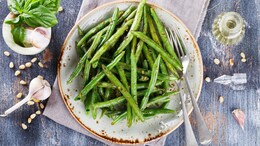 Tired Of The Same Tiffin Dishes? Try This Yummy And Easy French Beans Sabzi