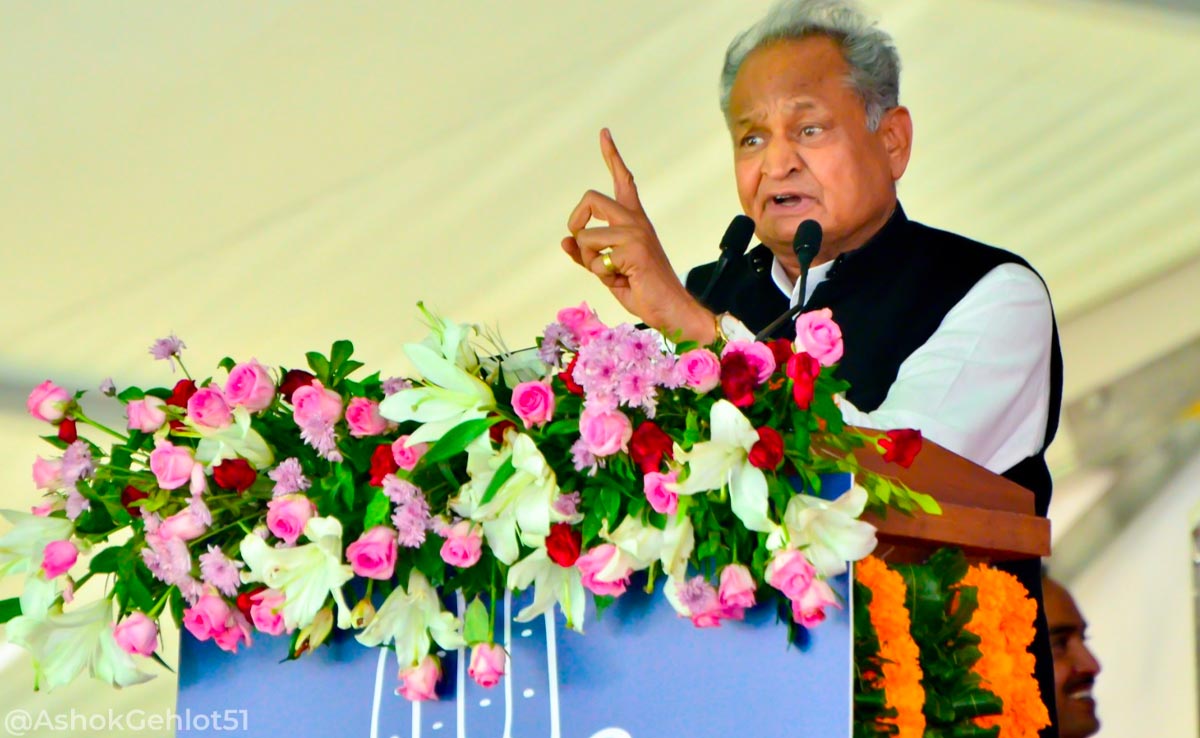 CM गहलोत ने दिए संकेत, दौसा की 5 विधानसभा सीटों पर मौजूदा विधायकों को मिलेंगे टिकट, निर्दलीय हुड़ला का भी नाम