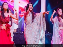 बहनों का नाम लेने से चिढ़ती हैं मन्नारा चोपड़ा, अब प्रियंका और परिणीति के साथ फोटो हो रही वायरल  बहनों का नाम लेने से चिढ़ती हैं मन्नारा चोपड़ा, अब प्रियंका और परिणीति के साथ फोटो हो रही वायरल