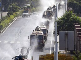Anti-Smog Guns, Sweeping Machines Deployed In Delhi Ahead Of Winter Anti-Smog Guns, Sweeping Machines Deployed In Delhi Ahead Of Winter