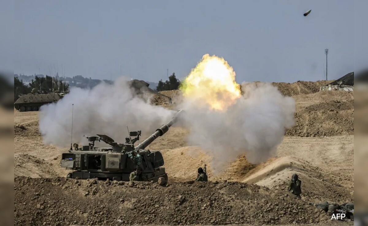 ईरान से तनाव के बीच, इजरायल ने लेबनान में हिजबुल्लाह ट्रेनिंग कैंप पर किया हवाई हमला