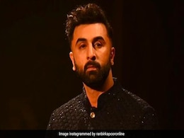 Ranbir Kapoor On Being Called "Toxic" After Alia Bhatt's Viral Lipstick Demo: "I Am On The Side Of The People..." Ranbir Kapoor On Being Called "Toxic" After Alia Bhatt's Viral Lipstick Demo: "I Am On The Side Of The People..."