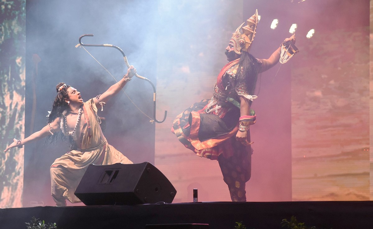 "Broadway Ramlila", With 3D Stage Design, An Epic Rendition