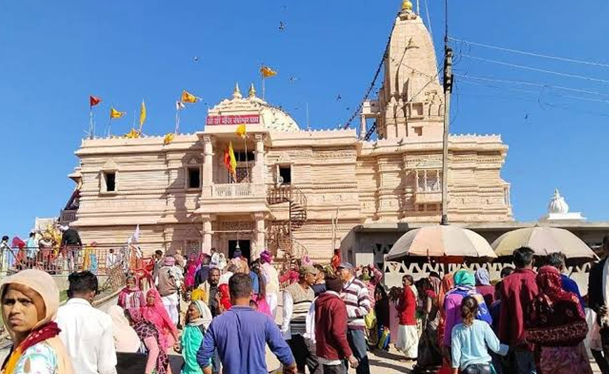 आदिवासियों के प्रसिद्ध बेणेश्वर धाम के विकास के लिए सीएम गहलोत ने दिया सौ करोड़ का बजट