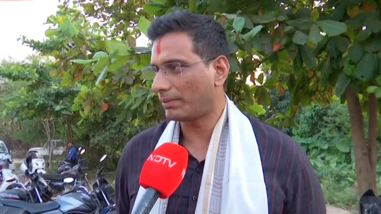 Chhattisgarh Election: जेल जाने के सावल पर क्या बोले कांग्रेस उम्मीदवार देवेंद्र यादव?