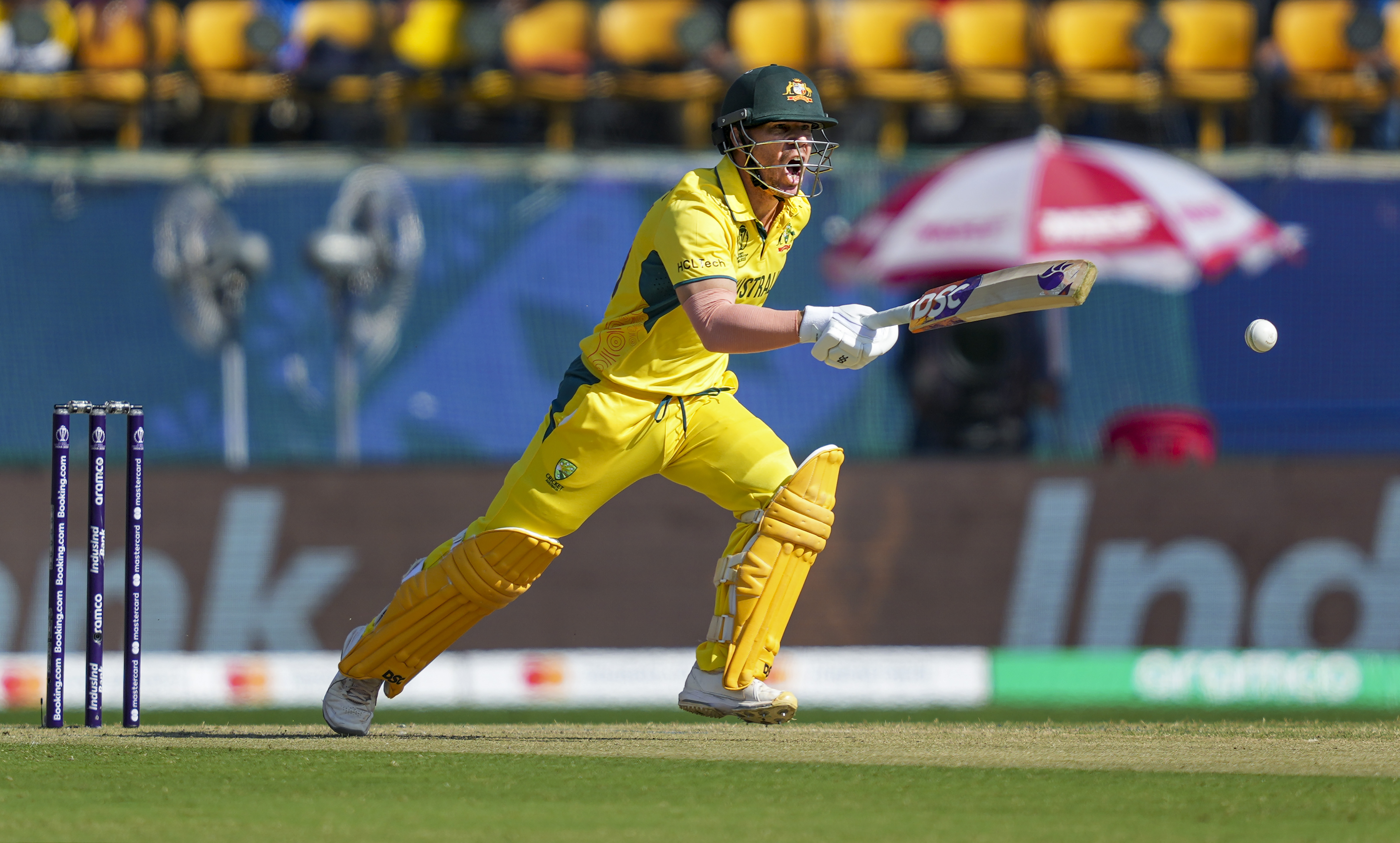 "हीरो जैसी विदाई के लायक नहीं है...", पूर्व गेंदबाज जॉनसन ने डेविड वॉर्नर को लगाई फटकार, ऐसा कहकर मचाया बवाल