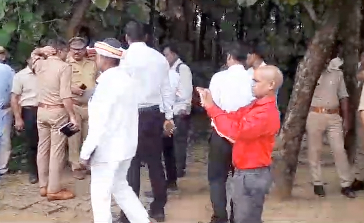 Mob Kills 5 Of Family After UP Village Strongman Murdered Over Land Dispute