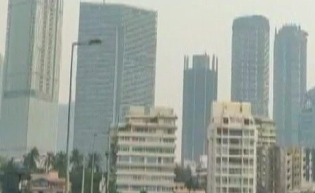 Mumbai Air Quality Drops To 'Moderate', But Is Worse Than Delhi