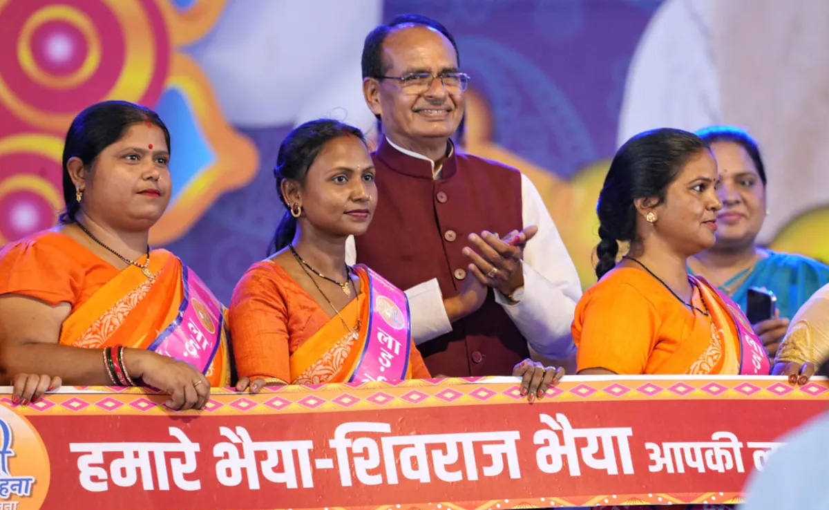 चुनावी रेवड़ियों की बरसात पर SC सख्त, भारी भरकम कर्ज लेकर मुफ्त घोषणाएं क्यों कर रही MP-राजस्थान सरकार