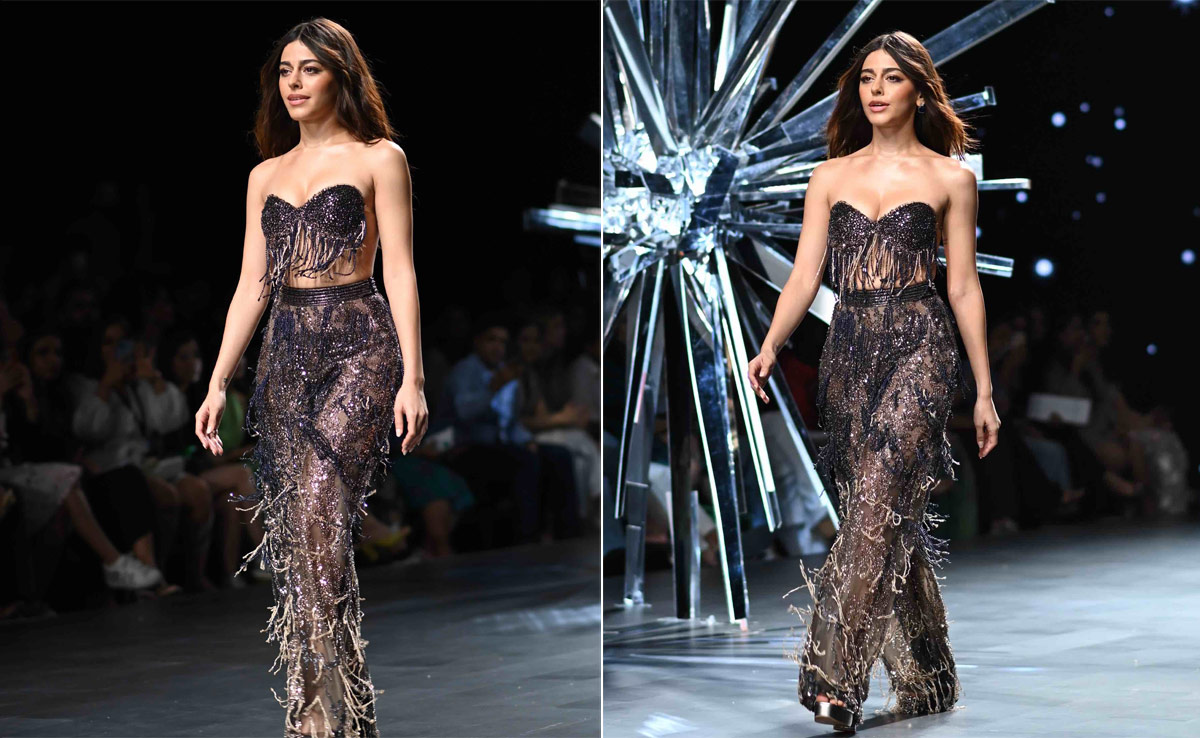 Alaya Furniturewalla Sparkled Like A Starry Night As Geisha Designs Showstopper While Saba Azad Fabulously Hit The Floor