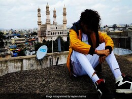 ये देसी रैपर कहलता है स्ट्रीट सेलेब्रिटी, सुन लिया इसका रैप तो भूल जाएंगे हनी सिंह और बादशाह को ये देसी रैपर कहलता है स्ट्रीट सेलेब्रिटी, सुन लिया इसका रैप तो भूल जाएंगे हनी सिंह और बादशाह को