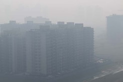 Delhi Air Quality Worsens, Stage 2 Of Centre's Anti-Pollution Plan Begins Delhi Air Quality Worsens, Stage 2 Of Centre's Anti-Pollution Plan Begins
