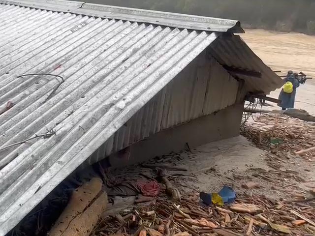 NDTV Ground Report: Houses Submerged In Sludge Along Banks Of Teesta
