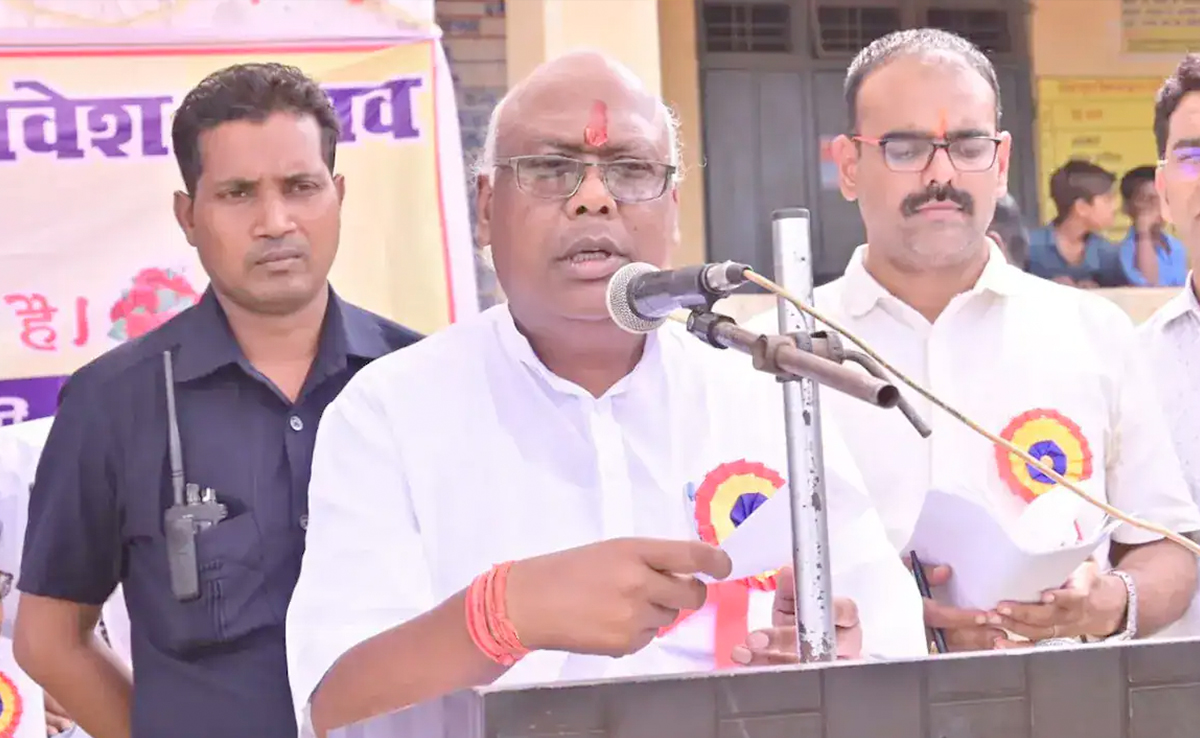 कांग्रेस से कटा टिकट, छत्तीसगढ़ के विधायक चिंतामणि महाराज ने कहा- BJP में आ जाऊंगा अगर...