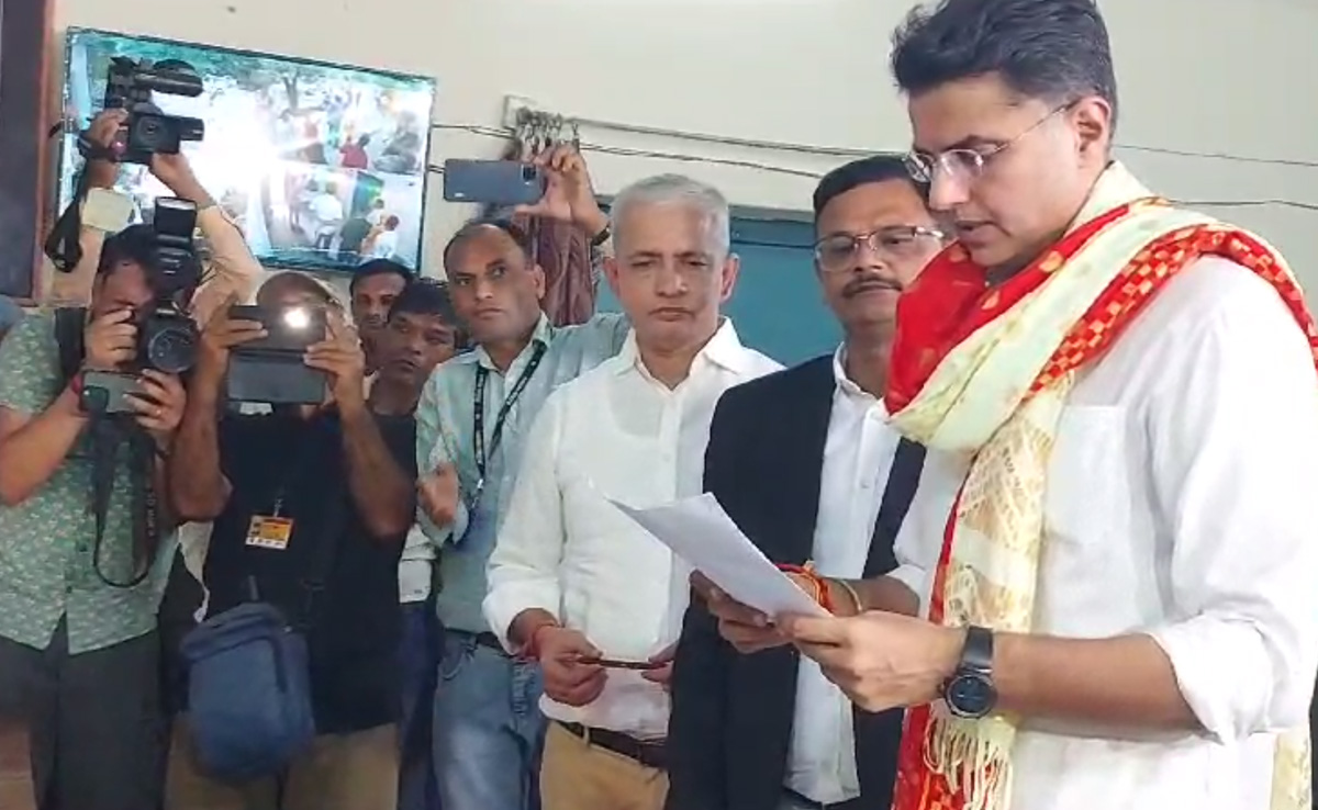 Rajasthan Election 2023: टोंक में सियासी पिच तैयार, पूजा अर्चना और मेगा रोड शो के बाद सचिन पायलट ने भरा नामांकन