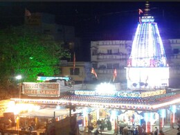 Navratri 2023 : भोपाल में इस मंदिर की स्थापना को लेकर लगा था कर्फ्यू, जानिए क्या है पूरी कहानी? Navratri 2023 : भोपाल में इस मंदिर की स्थापना को लेकर लगा था कर्फ्यू, जानिए क्या है पूरी कहानी?