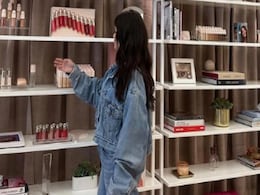 31 साल की उम्र में ही दीपिका, कैटरीना और आलिया को छोड़ दिया है पीछे, इस सिंगर की अमीरी जानकर लग जाएगा झटका 31 साल की उम्र में ही दीपिका, कैटरीना और आलिया को छोड़ दिया है पीछे, इस सिंगर की अमीरी जानकर लग जाएगा झटका