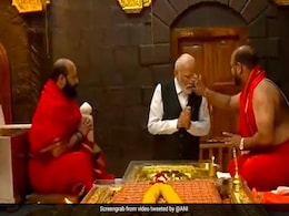 Watch: PM Modi Offers Prayers At Saibaba Samadhi Temple In Maharashtra's Shirdi Watch: PM Modi Offers Prayers At Saibaba Samadhi Temple In Maharashtra's Shirdi
