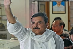 Dinesh Arora Gave Rs 2 Crore To AAP's Sanjay Singh: Enforcement Directorate Dinesh Arora Gave Rs 2 Crore To AAP's Sanjay Singh: Enforcement Directorate