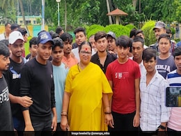 Bengal BJP MLA Sreerupa Mitra Chaudhary Alleges Her Car 'Attacked' By Bikers Bengal BJP MLA Sreerupa Mitra Chaudhary Alleges Her Car 'Attacked' By Bikers