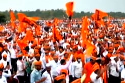 मराठा आरक्षण को लेकर Maharashtra की सियसात गरमाई मराठा आरक्षण को लेकर Maharashtra की सियसात गरमाई