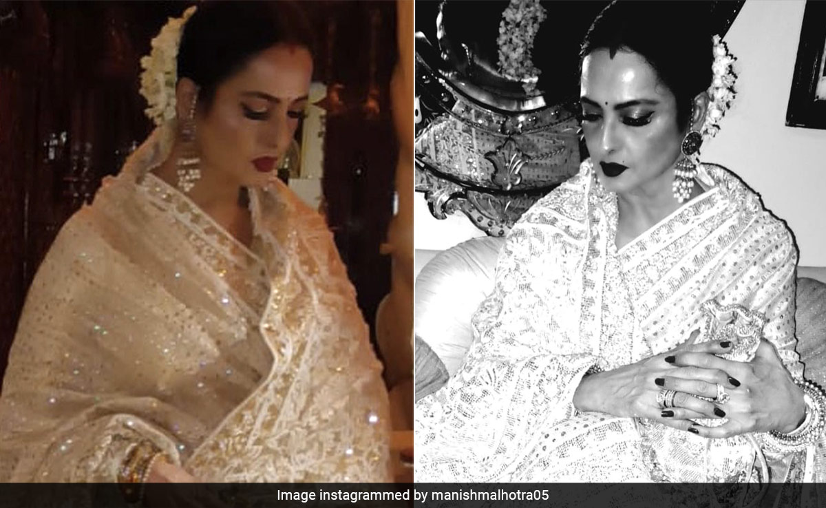 Of Course Rekha's Custom Manish Malhotra Organza <i>Saree</i> Was Matched With A Custom <i>Potli</i> Bag