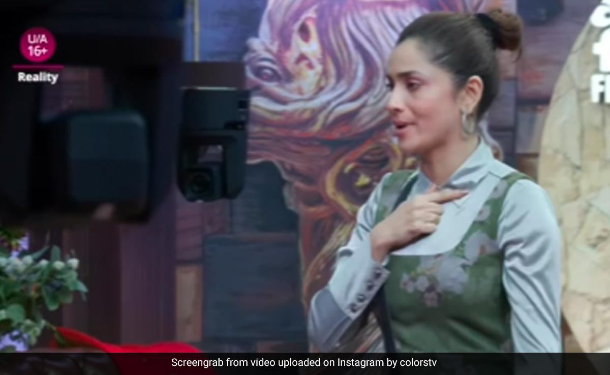 <i>Bigg Boss 17</i>: Ankita Lokhande And Mannara Chopra's War Of Words