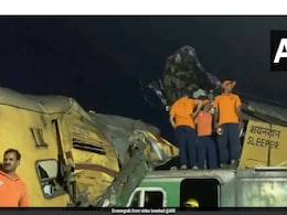 Train Accident Highlights: 14 Killed, 50 Injured As 2 Trains Collide In Andhra Train Accident Highlights: 14 Killed, 50 Injured As 2 Trains Collide In Andhra