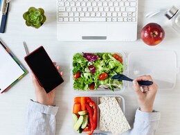 5 Effective Ways To Create A Balanced Diet Chart For Working Professionals 5 Effective Ways To Create A Balanced Diet Chart For Working Professionals
