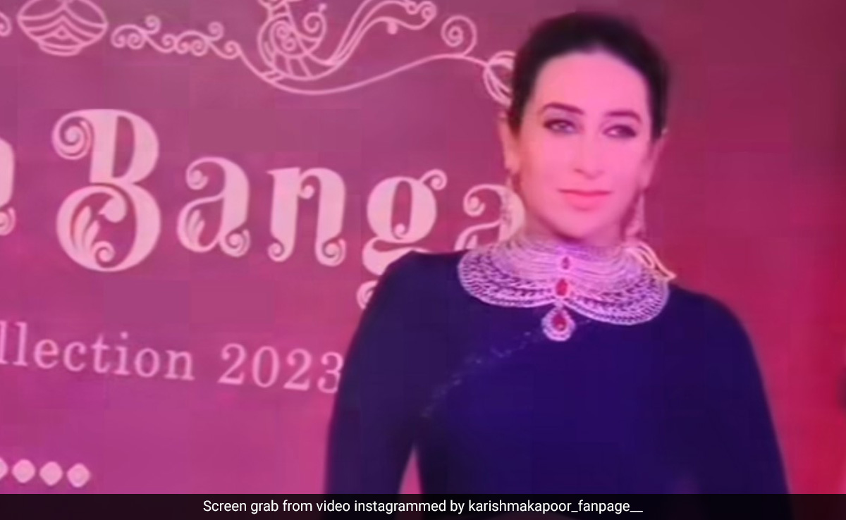 Karisma Kapoor Gives Festive Glam A Classic Spin In A Sheer Black <i>Saree</i>